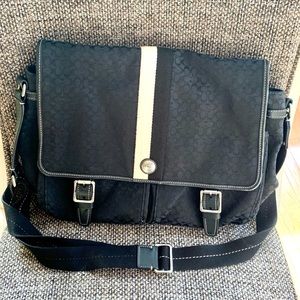 Coach Voyager Messenger Bag